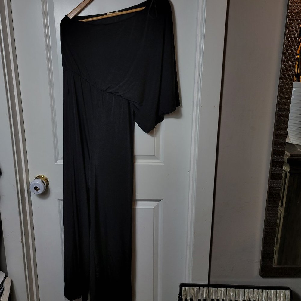 Entro New black one shoulder jumpsuit elegant spandex size Medium